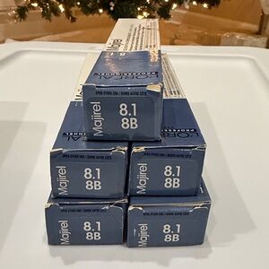 5 tubes of L'Oreal Majirel 8.1 Light Ash Blonde Hair Color